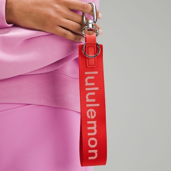 LULULEMON | Never Lost Keychain - Picture 7 of 7